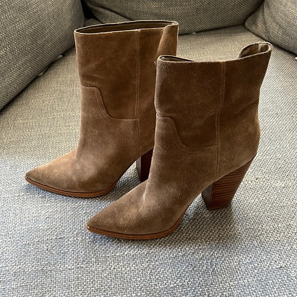 Marc Fisher Shoes - Marc Fisher size 8 boots